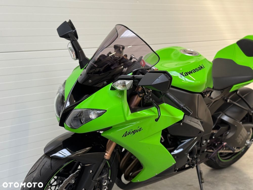 Kawasaki ZX - 22