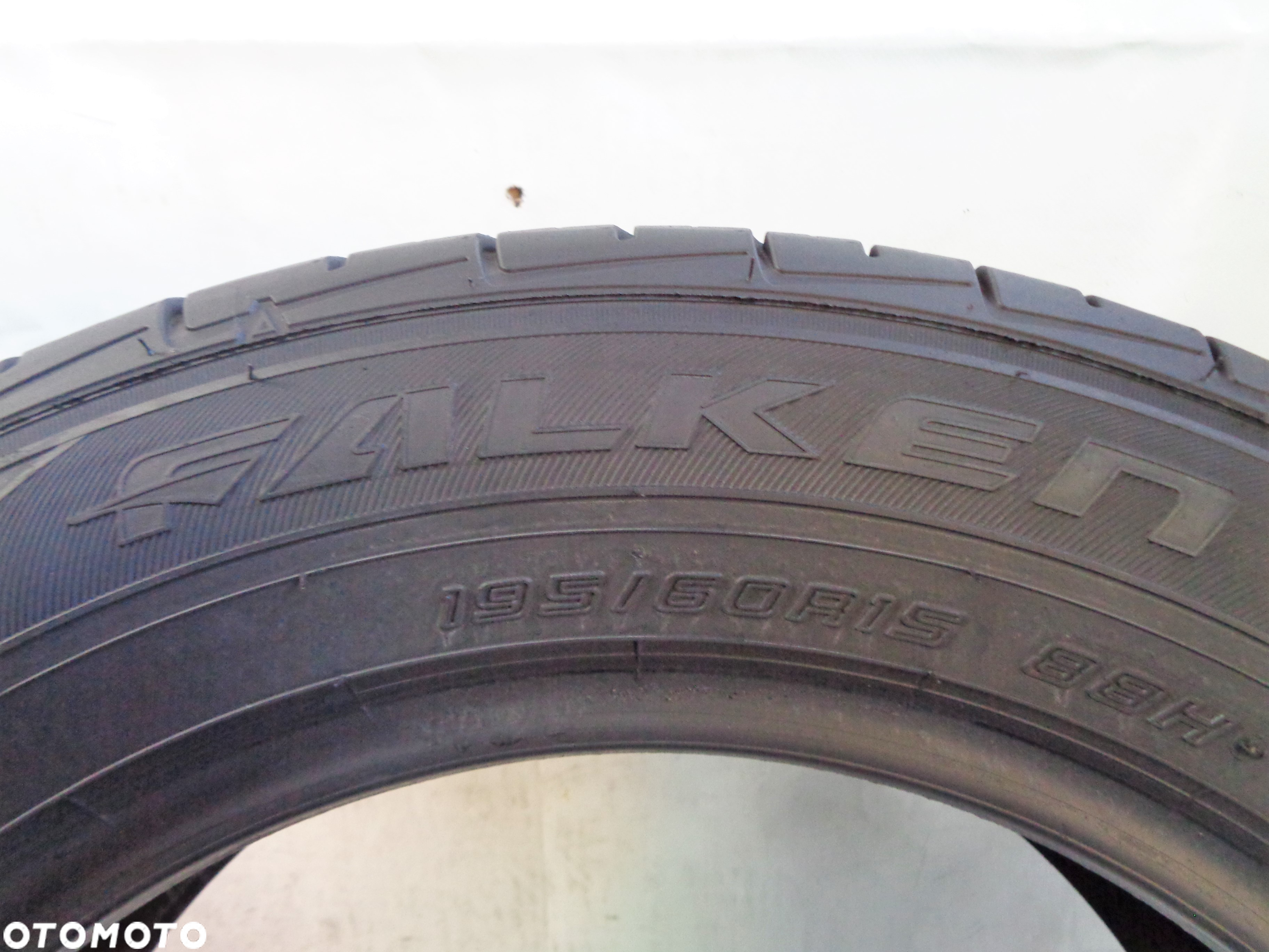 OPONY 195 60 15 88H FALKEN - LATO - 3