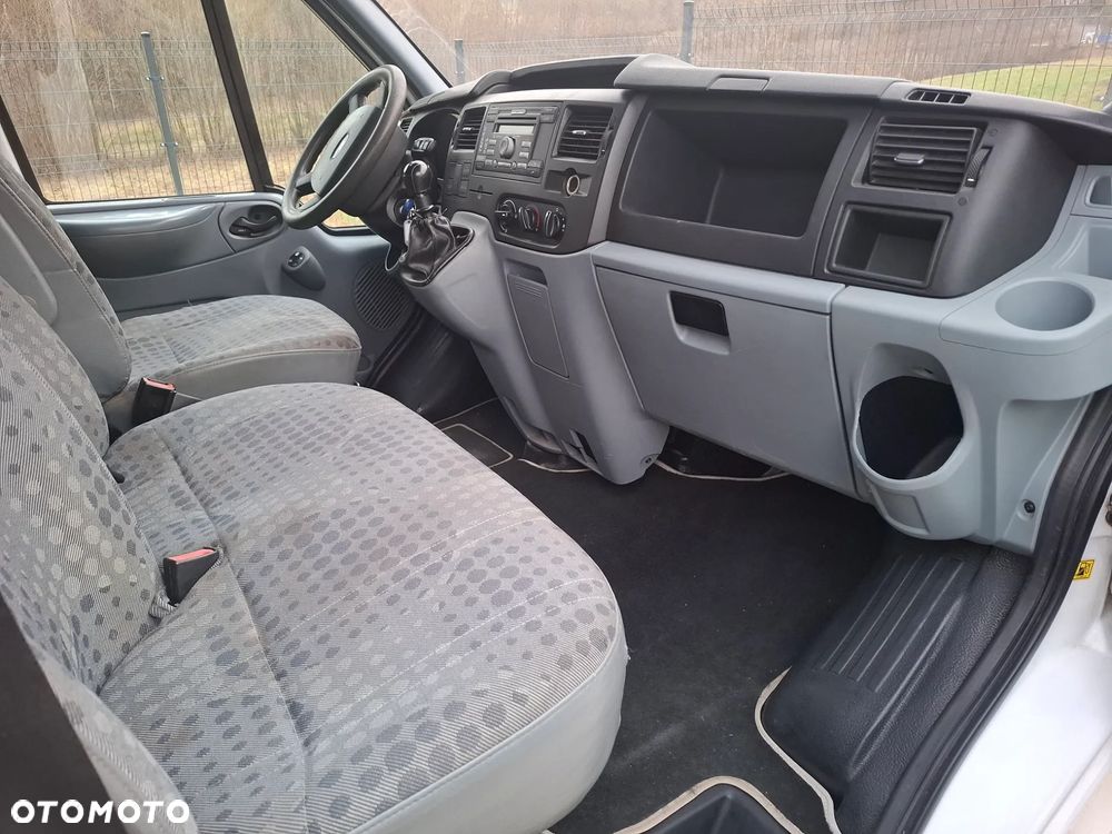 Ford Transit - 3