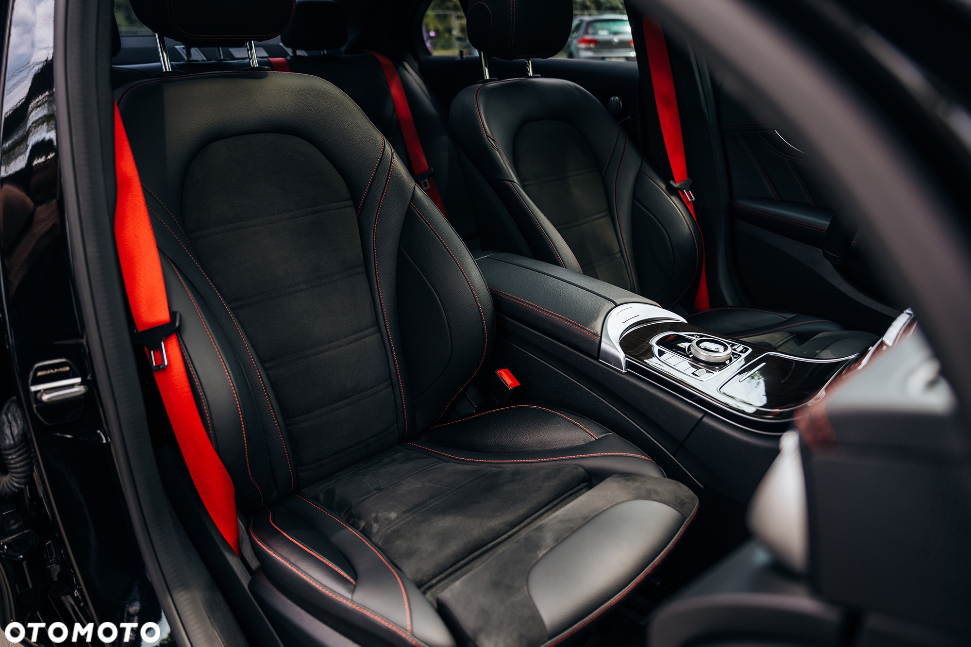 Mercedes-Benz Klasa C AMG 43 4Matic 9G-TRONIC - 26
