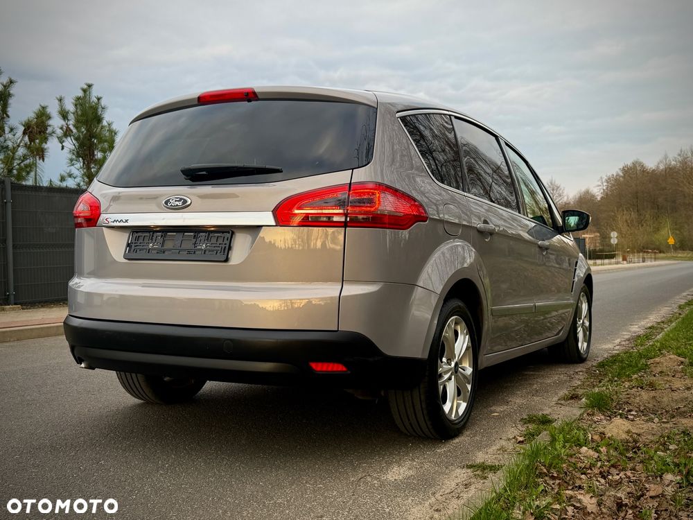 Ford S-Max 2.0 TDCi DPF Titanium - 8