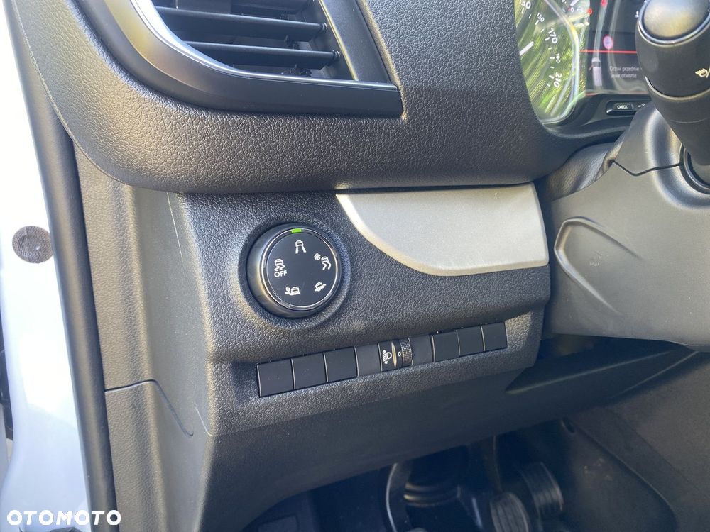 Opel Vivaro - 13