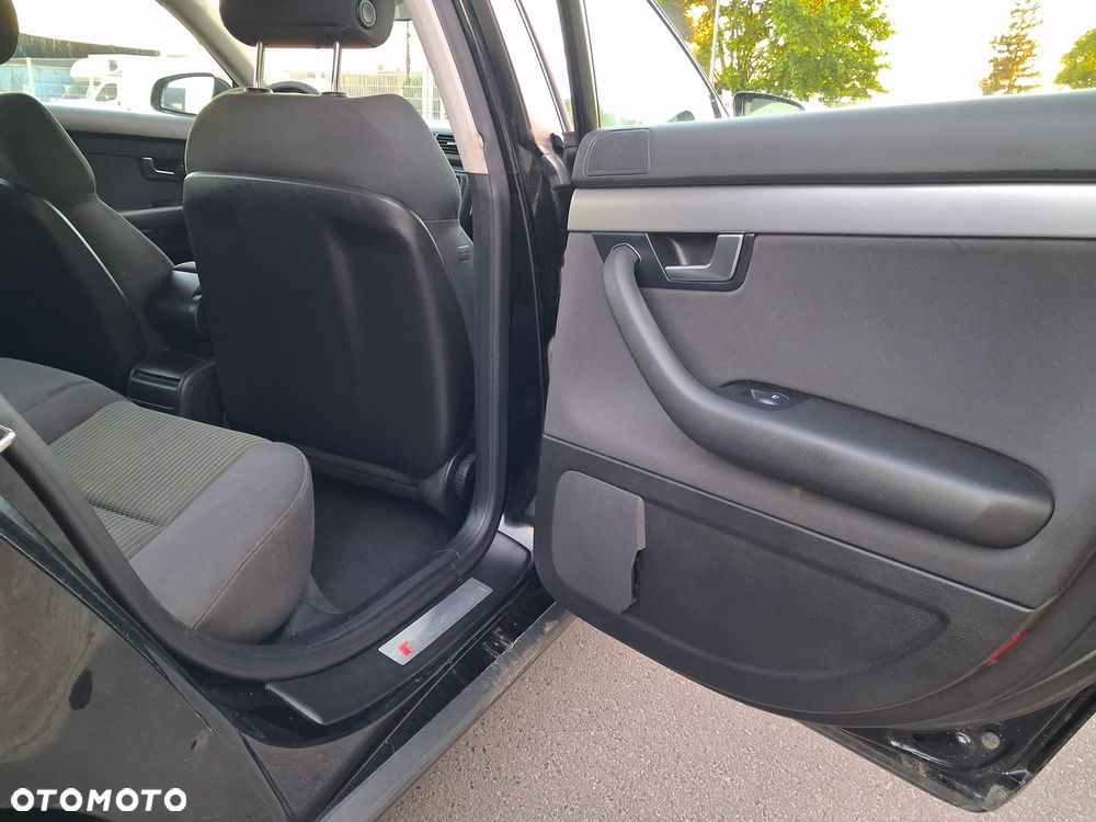 Audi A4 Avant 2.0 TDI Multitronic - 27