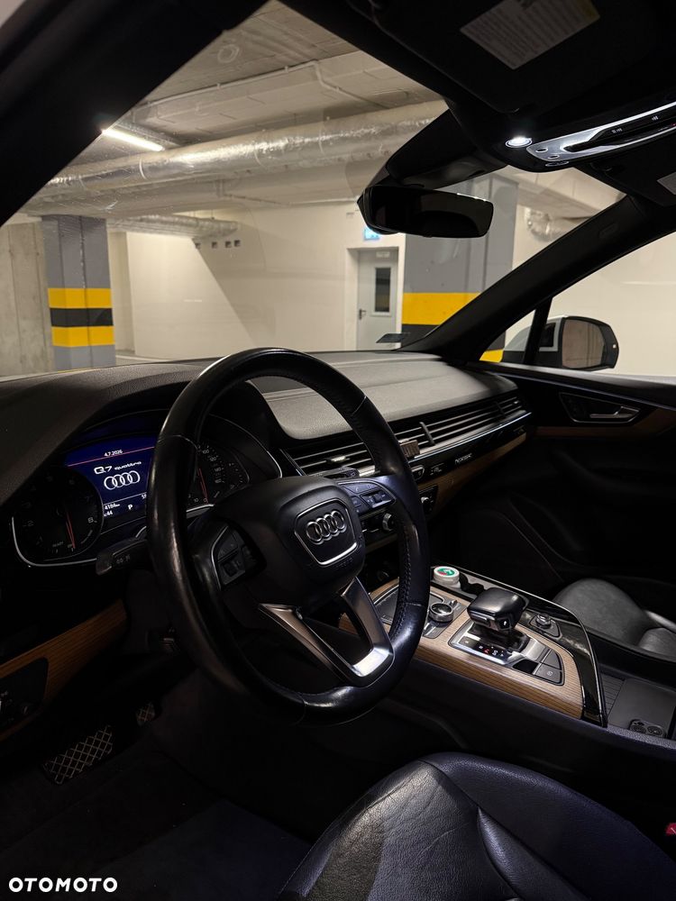 Audi Q7 - 11