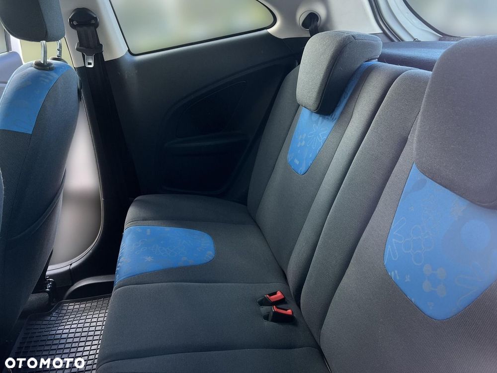Ford KA 1.2 Ambiente - 15