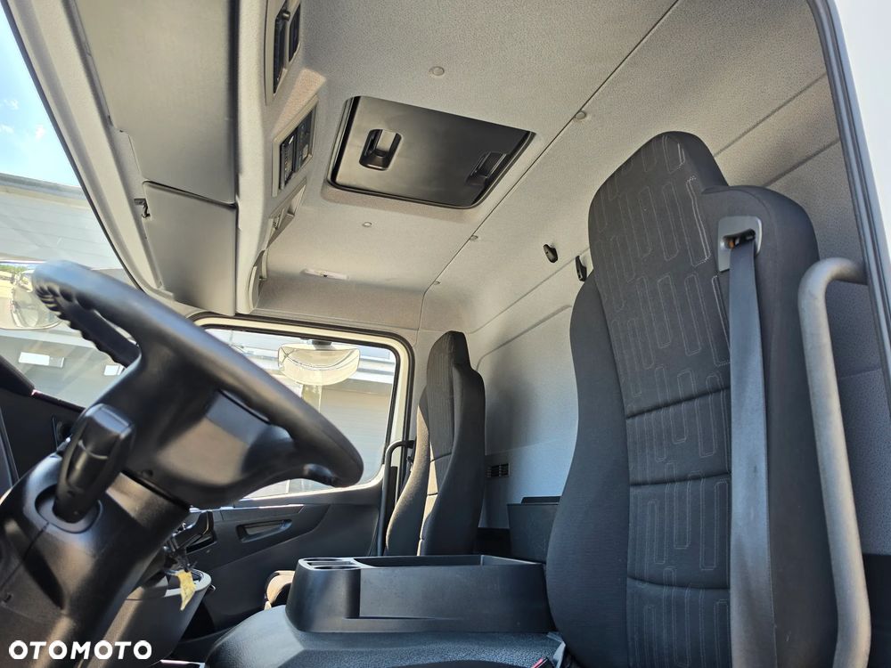 Mercedes-Benz Atego 1624 | EURO 6 | Automat | Chłodnia Lamberet | Winda 1500 kg | TYLKO 296 tys. km | SERWIS  | SUPER STAN | ŚCIANA GRODZIOWA | - 17