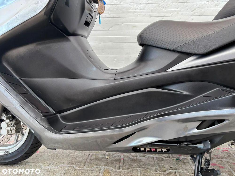 Suzuki Burgman - 25