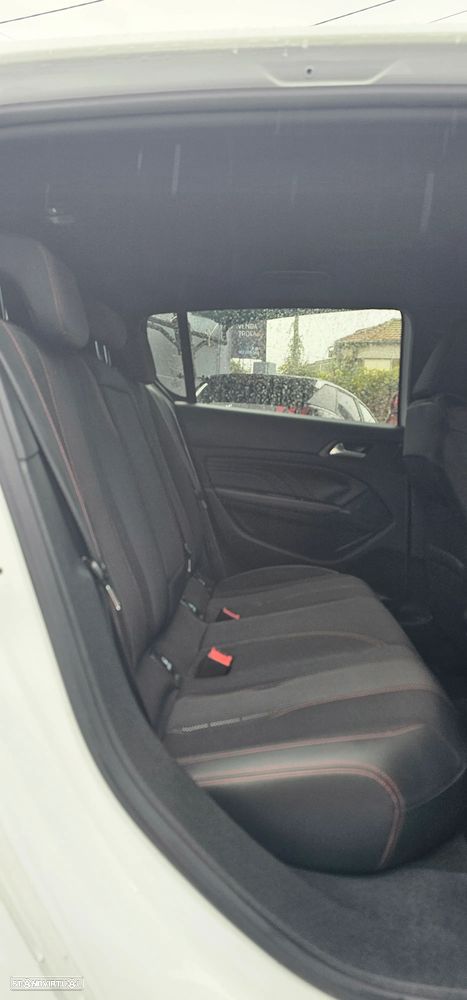 Peugeot 308 PureTech 130 EAT8 GT - 12