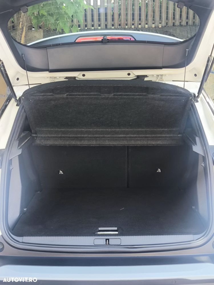 Peugeot 2008 - 16
