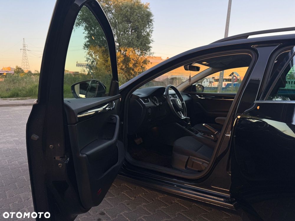 Skoda Octavia 2.0 TSI Style DSG - 22