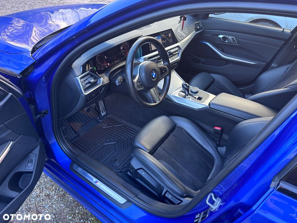 BMW Seria 3 320d M Sport Shadow - 39