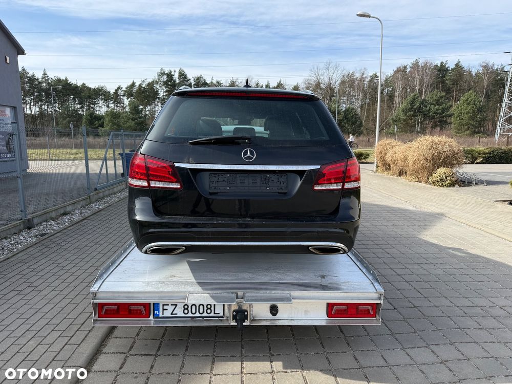 Mercedes-Benz Klasa E 350 CDI DPF 4Matic BlueEFFICIENCY 7G-TRONIC Avantgarde - 5