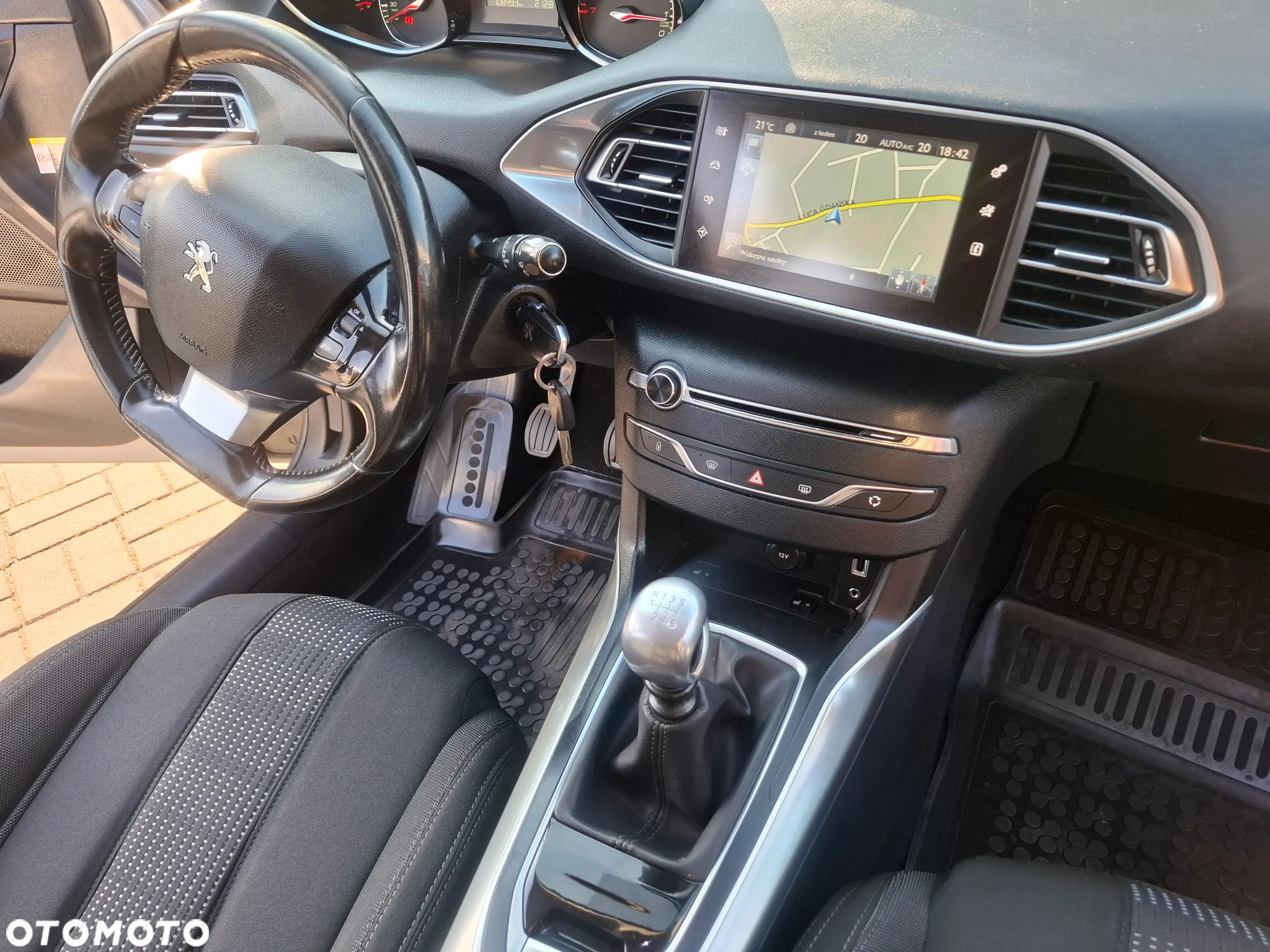 Peugeot 308 1.2 PureTech GPF Active Pack Business S&S - 23