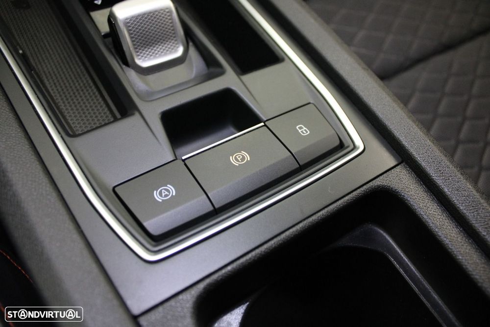 SEAT Leon ST 2.0 TDI FR DSG - 24