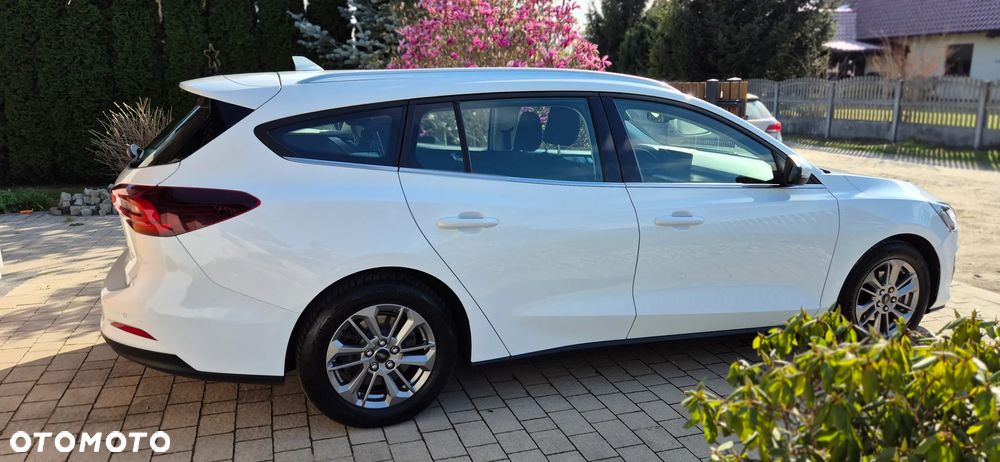 Ford Focus 1.0 EcoBoost Titanium - 6