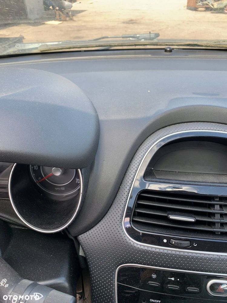 Fiat Grande Punto Evo Deska rozdzielcza pasy poduszka air bag konsola - 5