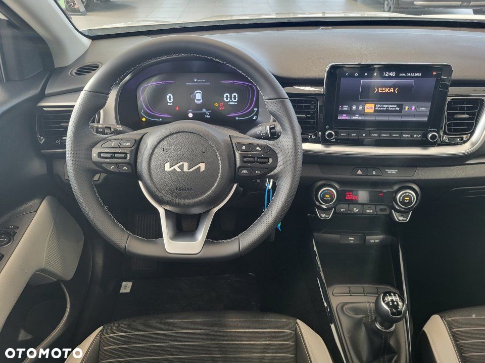 Kia Stonic - 11