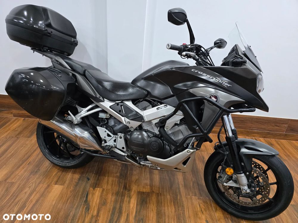 Honda VFR - 5