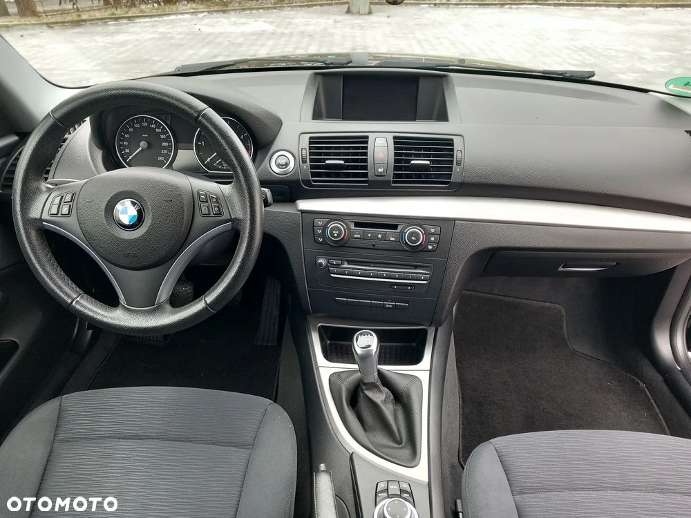 BMW Seria 1 116d - 11