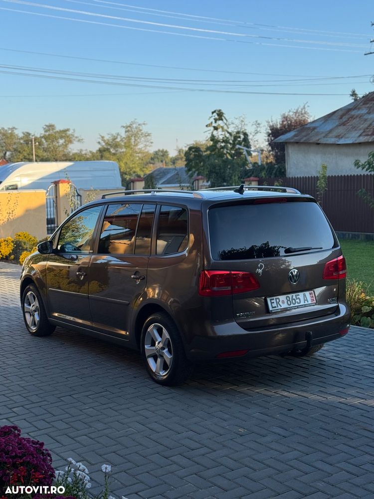 Volkswagen Touran 2.0 TDI Highline - 4