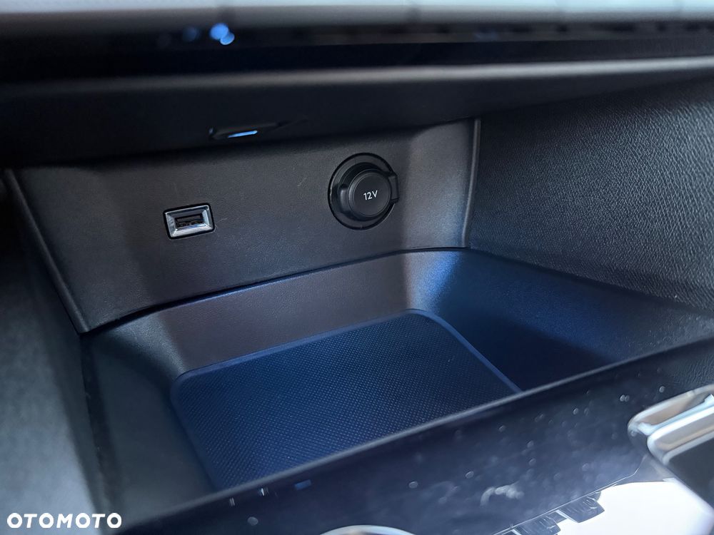 Peugeot 3008 1.2 PureTech Allure S&S EAT8 - 29