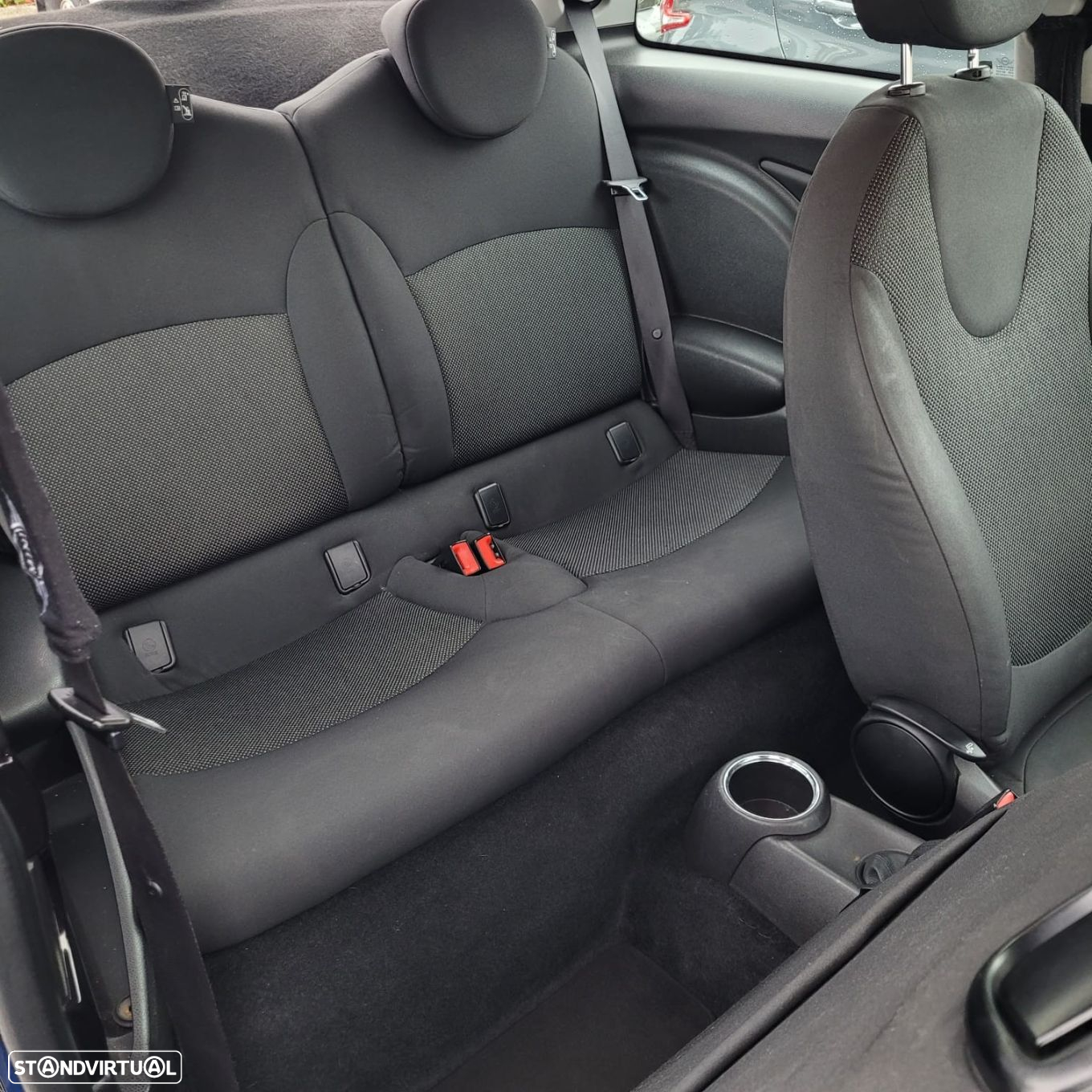 MINI 3 Portas One 1.4 - 17