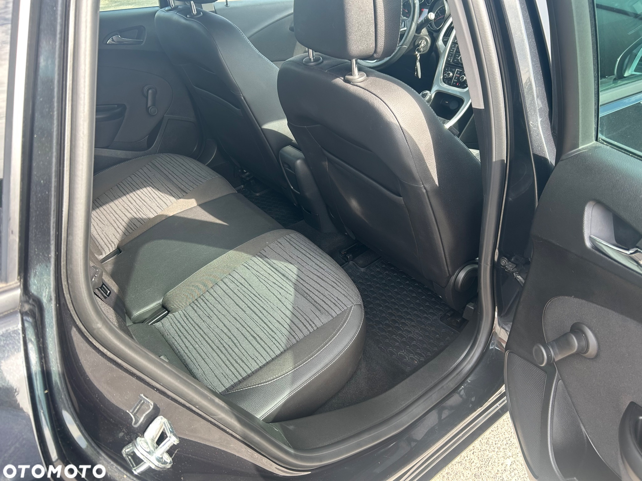 Opel Astra IV 1.4 T Active - 15