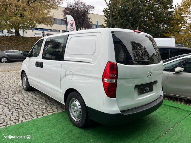 Hyundai H-1 2.5 CRDi 6L - 6
