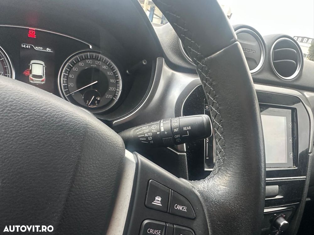 Suzuki Vitara 1.4 Boosterjet AllGrip MHEV Passion - 13