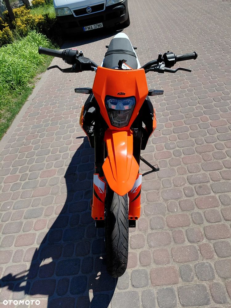 KTM SMC - 8
