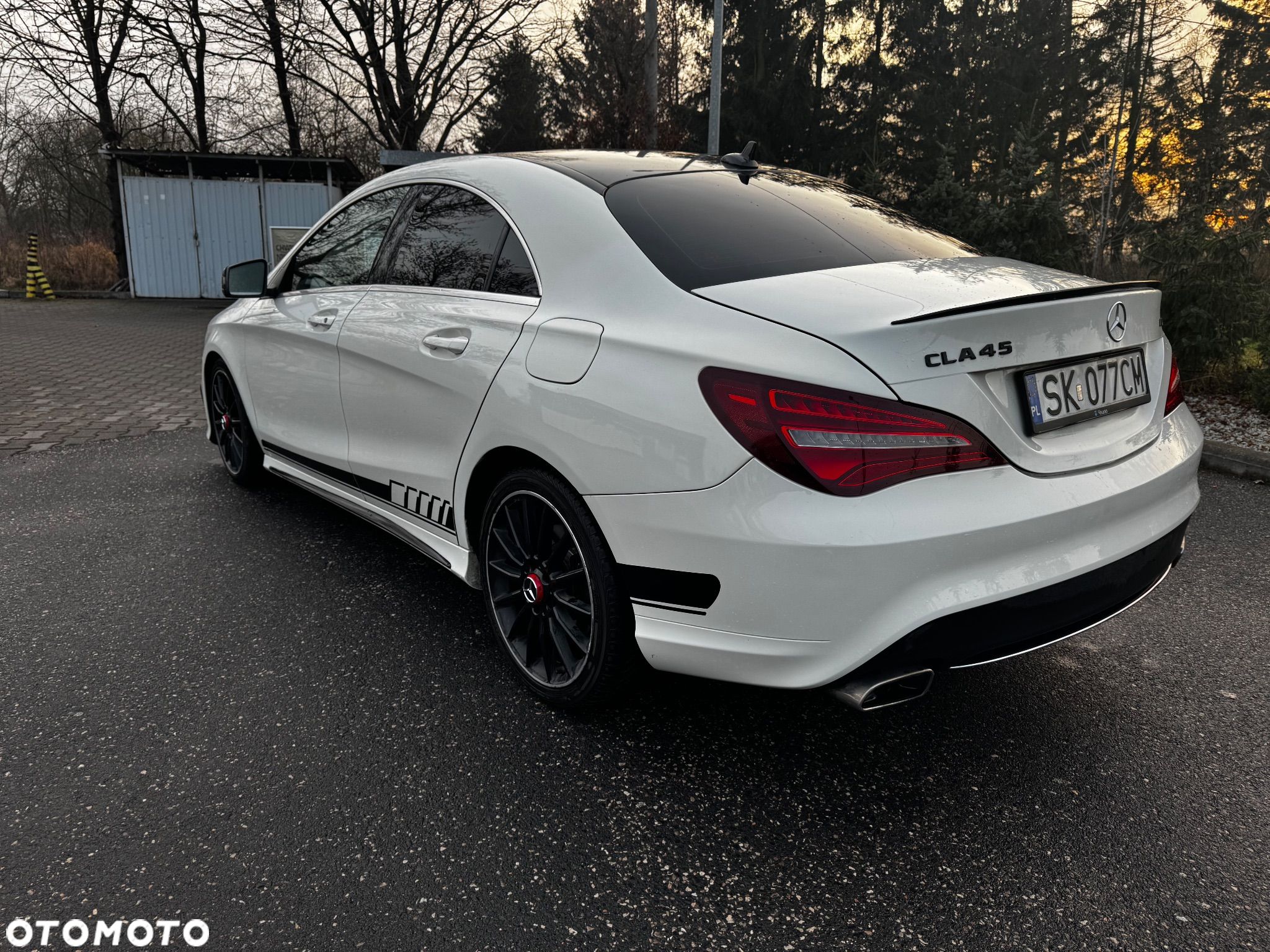 Mercedes-Benz CLA 250 4-Matic AMG Line - 1