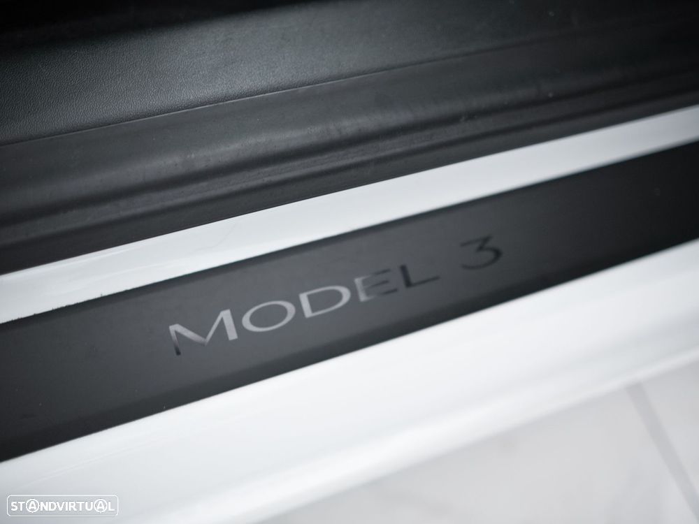 Tesla Model 3 Standard RWD Plus - 30