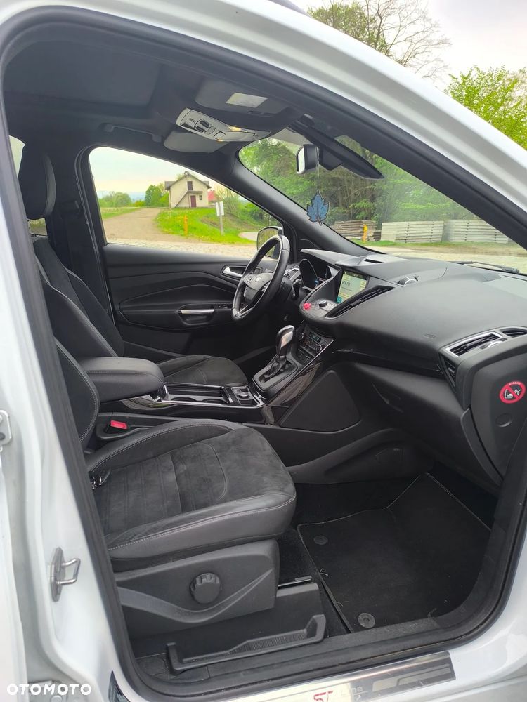 Ford Kuga 2.0 TDCi 4x4 ST-Line - 13