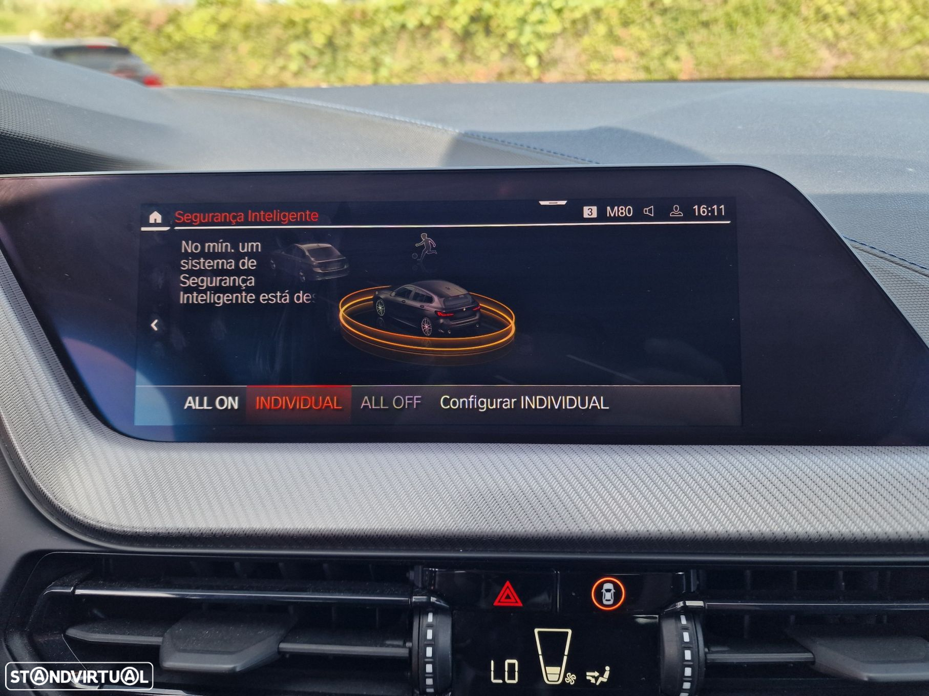 BMW 116 d Pack Desportivo M Auto - 40