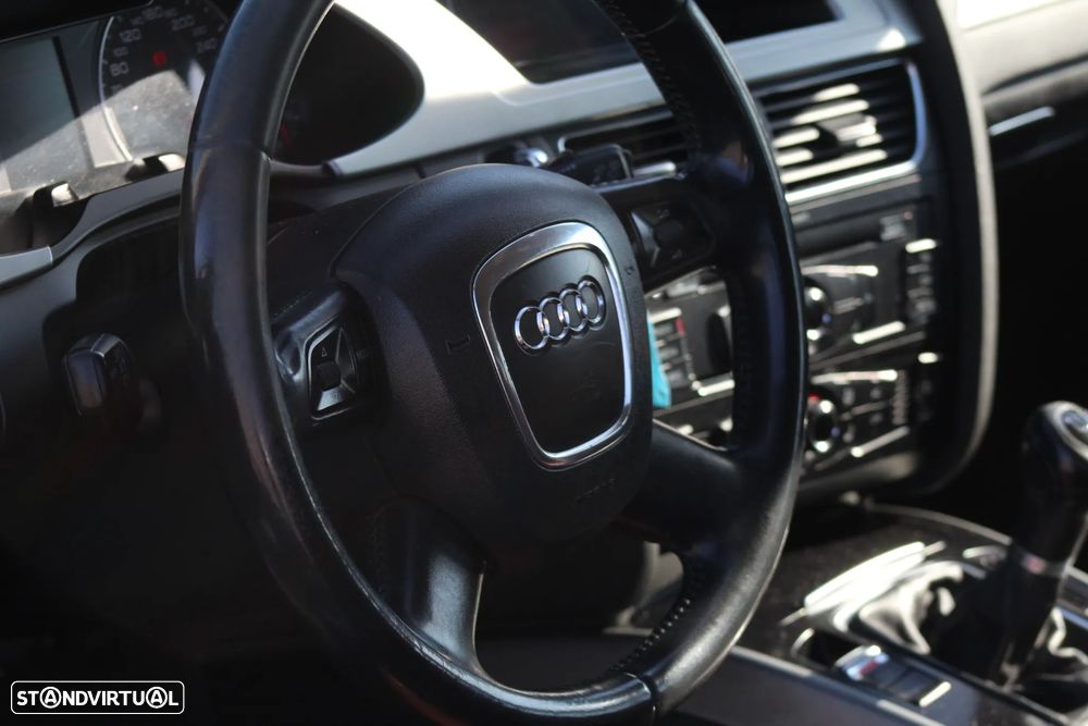 Audi A4 Avant 2.0 TDI exclusive - 22