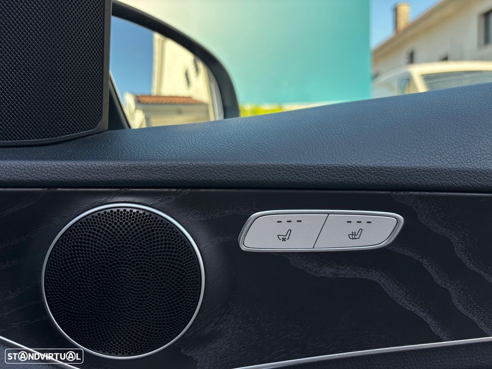Mercedes-Benz C 300 de AMG Line - 12