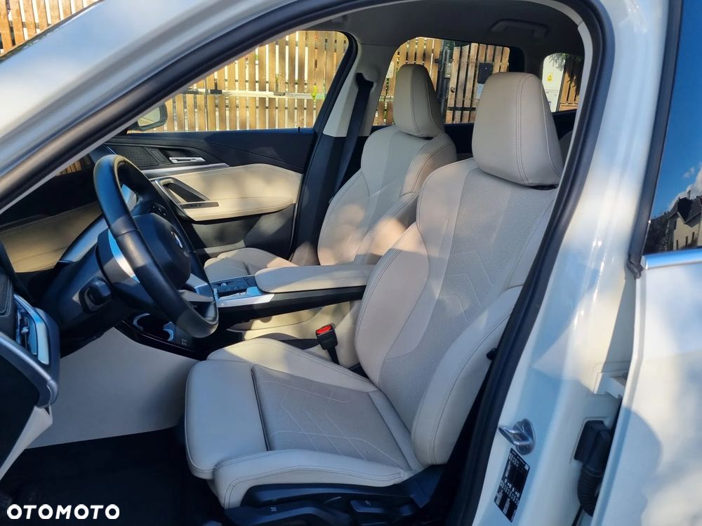 BMW X1 sDrive18i xLine - 25