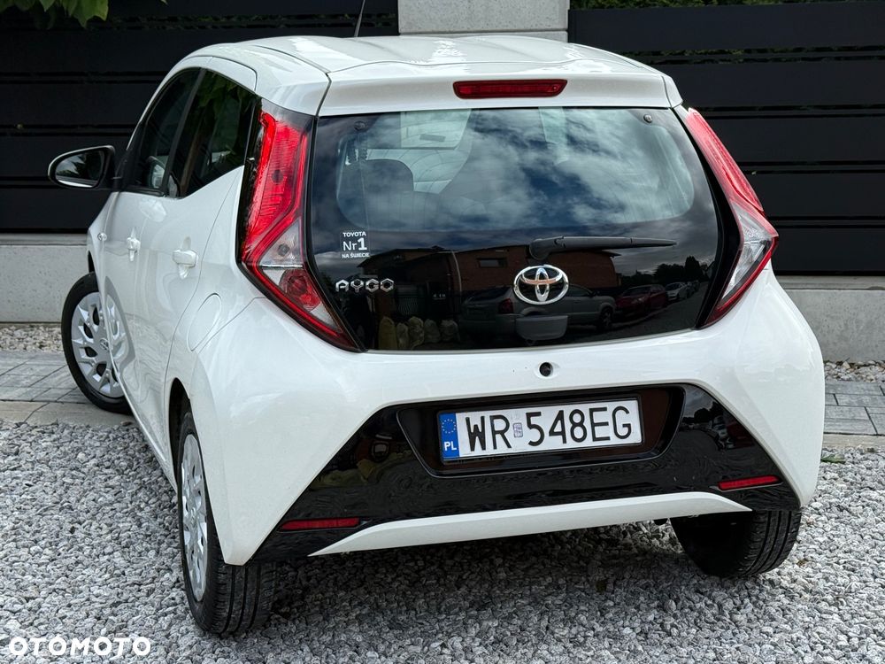 Toyota Aygo x-business - 8