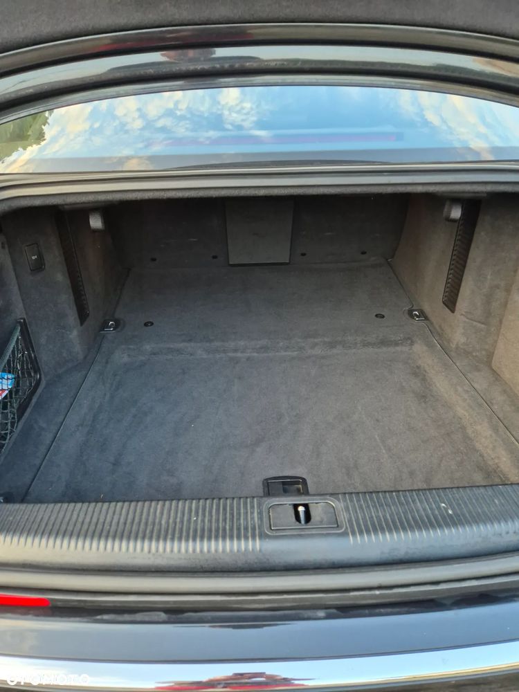 Audi A8 4.2 Quattro - 22