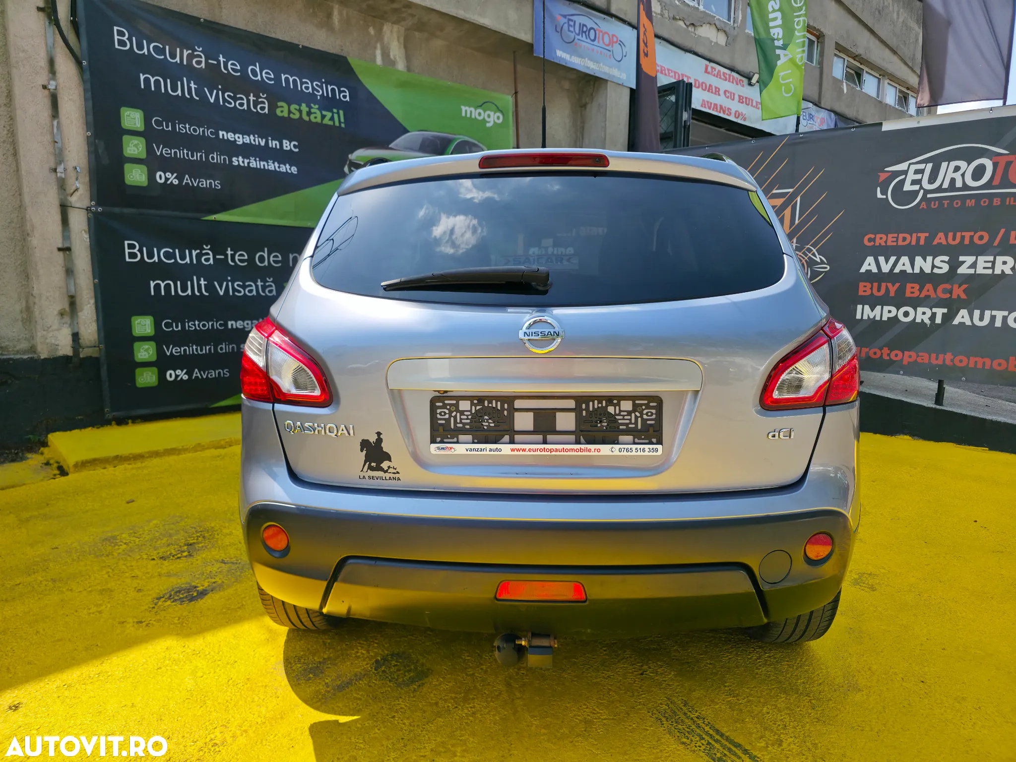 Nissan Qashqai 2.0 dCi DPF 4x4 Aut tekna - 8