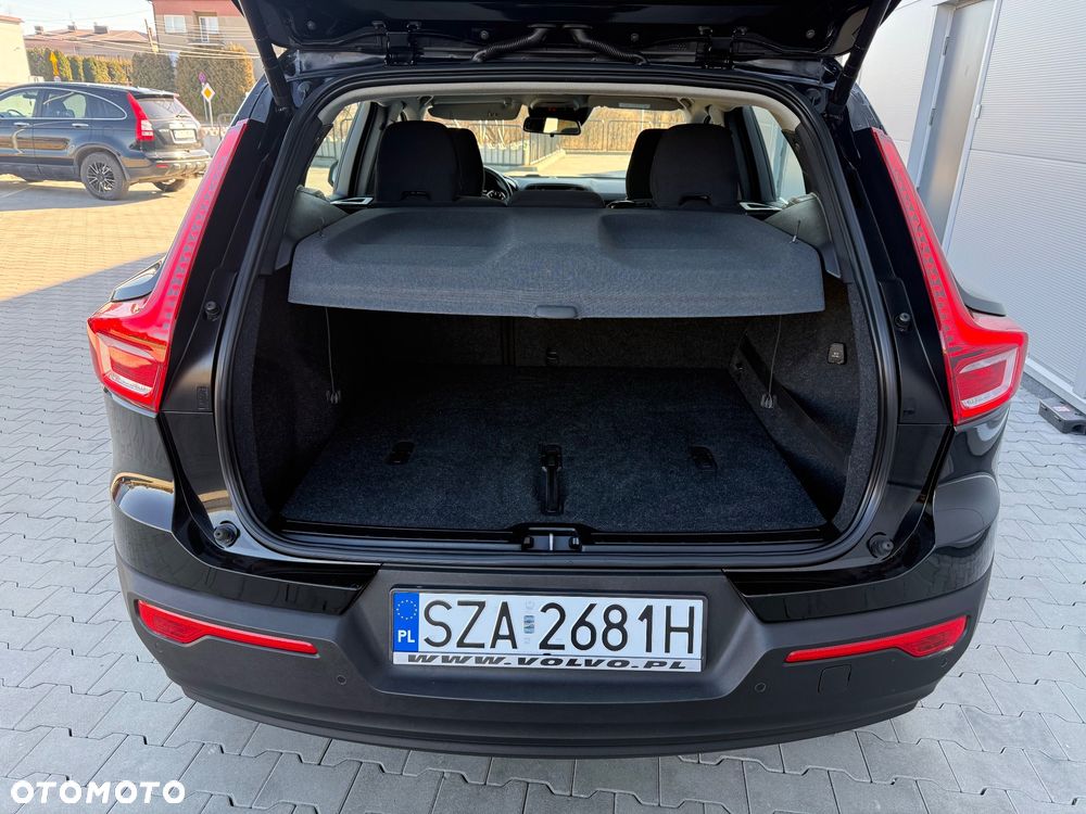 Volvo XC 40 T2 Momentum Core - 38