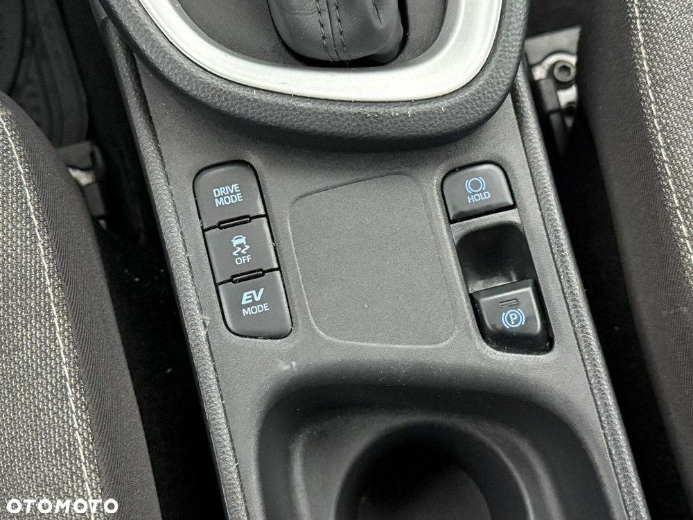 Toyota Yaris Cross Hybrid 1.5 Comfort - 28