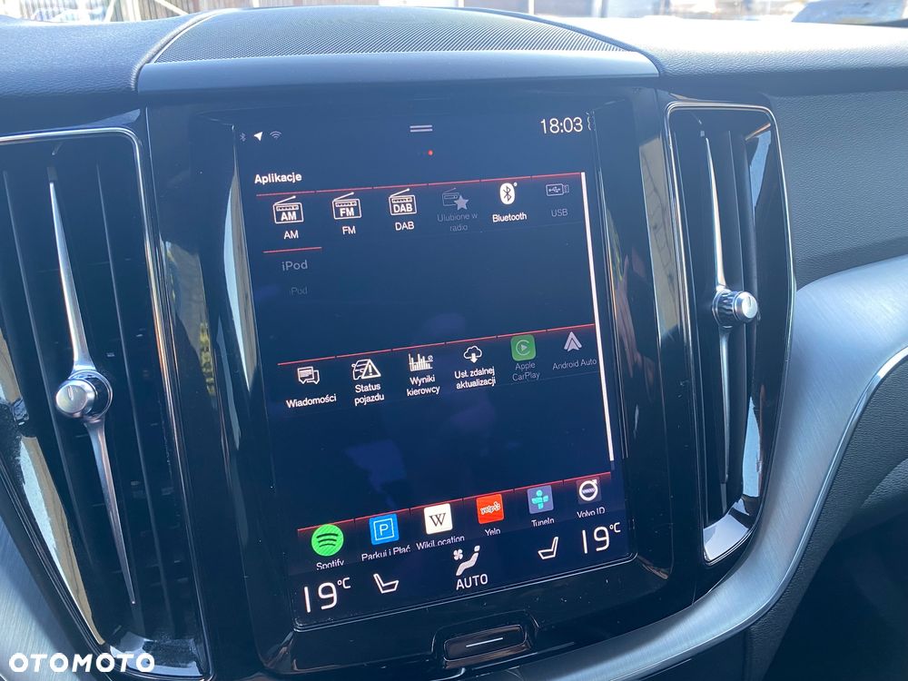 Volvo XC 60 D4 AWD Momentum - 27