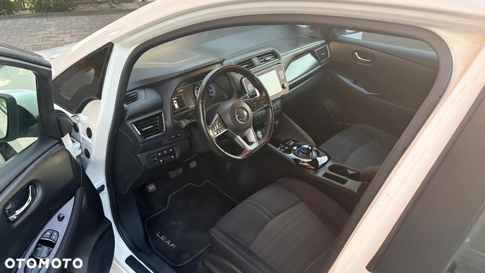 Nissan Leaf 40 kWh N-Connecta - 14
