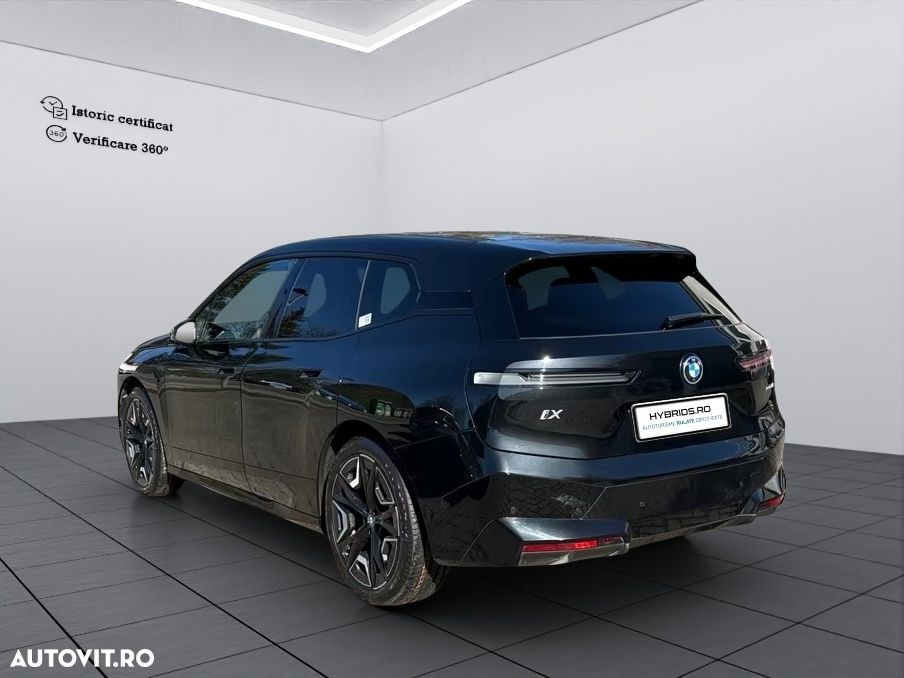 BMW iX xDrive40 - 4
