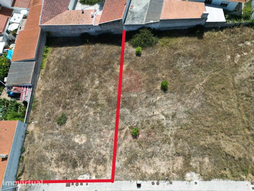 Lote Urbano para Construção de Moradia - Excelente Localização na C... - Vista 4