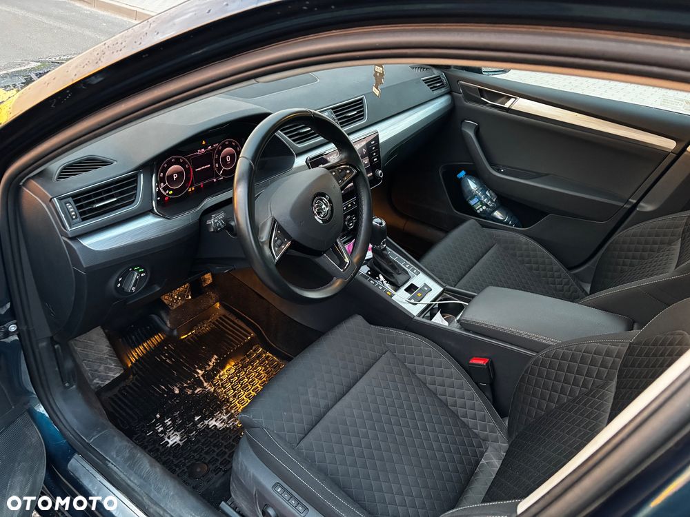 Skoda Superb 2.0 TSI Ambition DSG - 8
