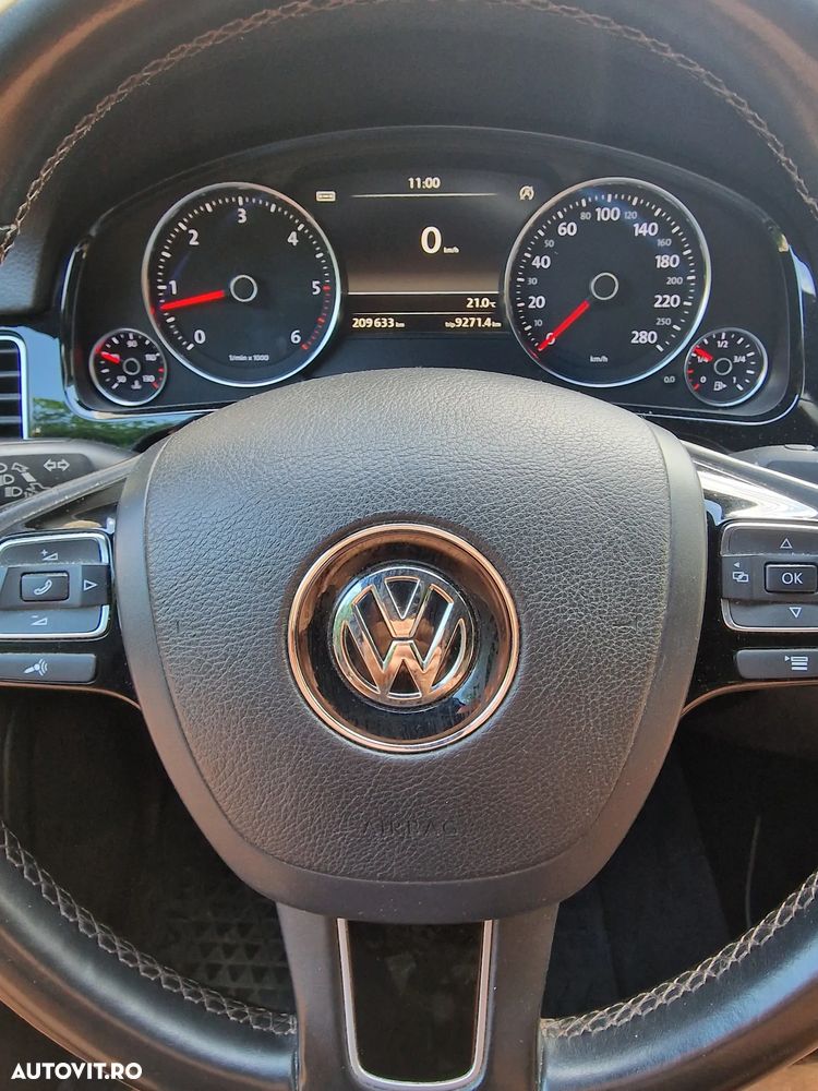 Volkswagen Touareg - 15