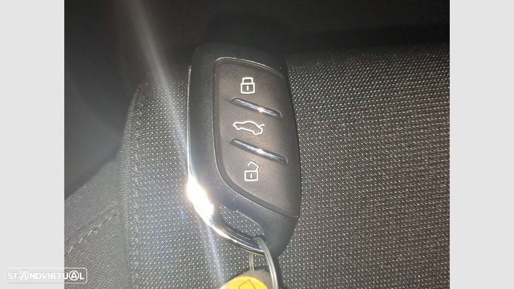 MG MG4 51 kWh Standard - 17