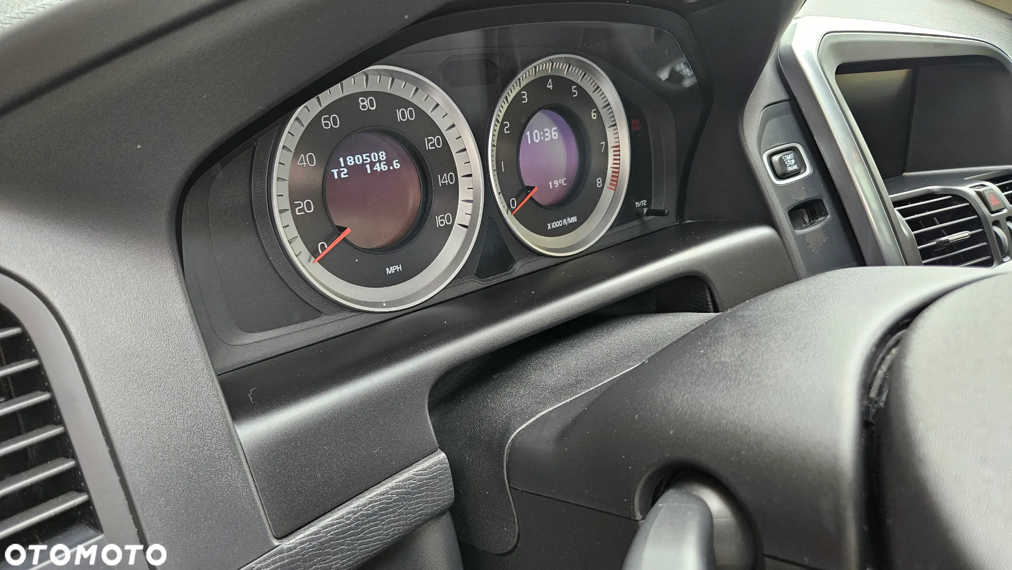 Volvo XC 60 - 21